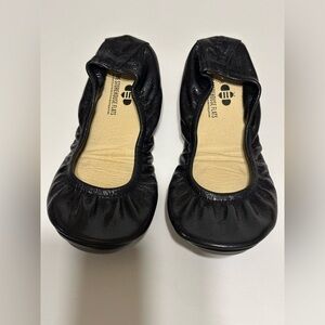 The Storehouse Flats Black Leather Upper Women's Foldable Shoes